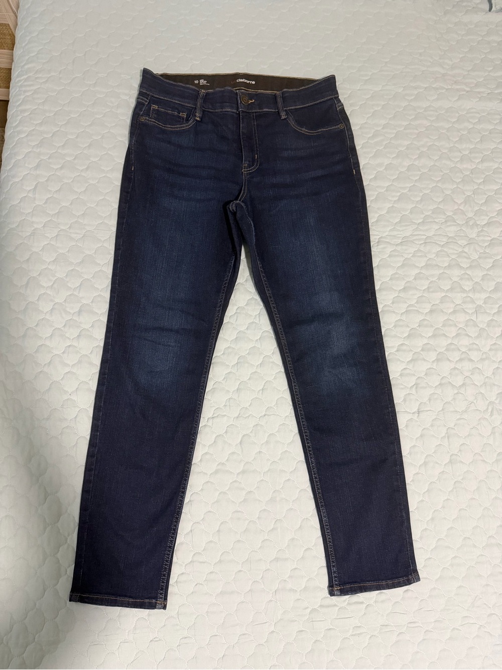 Classic Dark Wash Women’s Jeans - Slim Straight Leg - Sara by Liz Claiborne